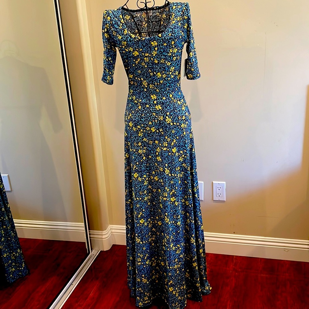 Lularoe Ana dress size XS. New with tags.